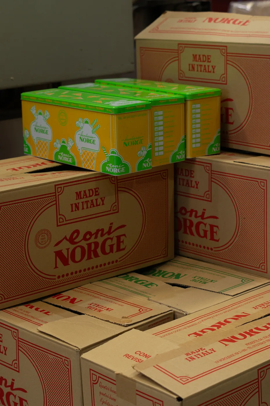 Confezioni Coni Norge pronte per la distribuzione